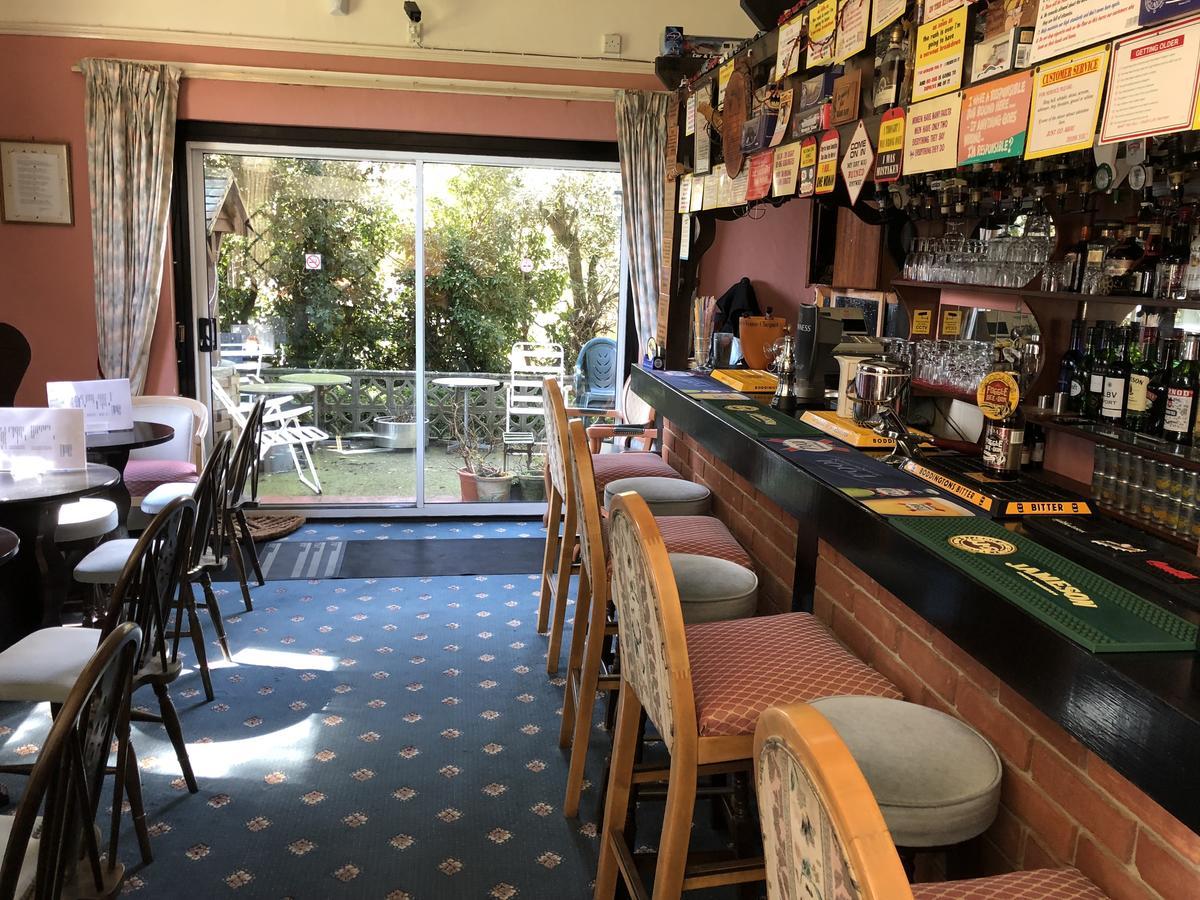 Chad Hill Hotel Sandown Εξωτερικό φωτογραφία